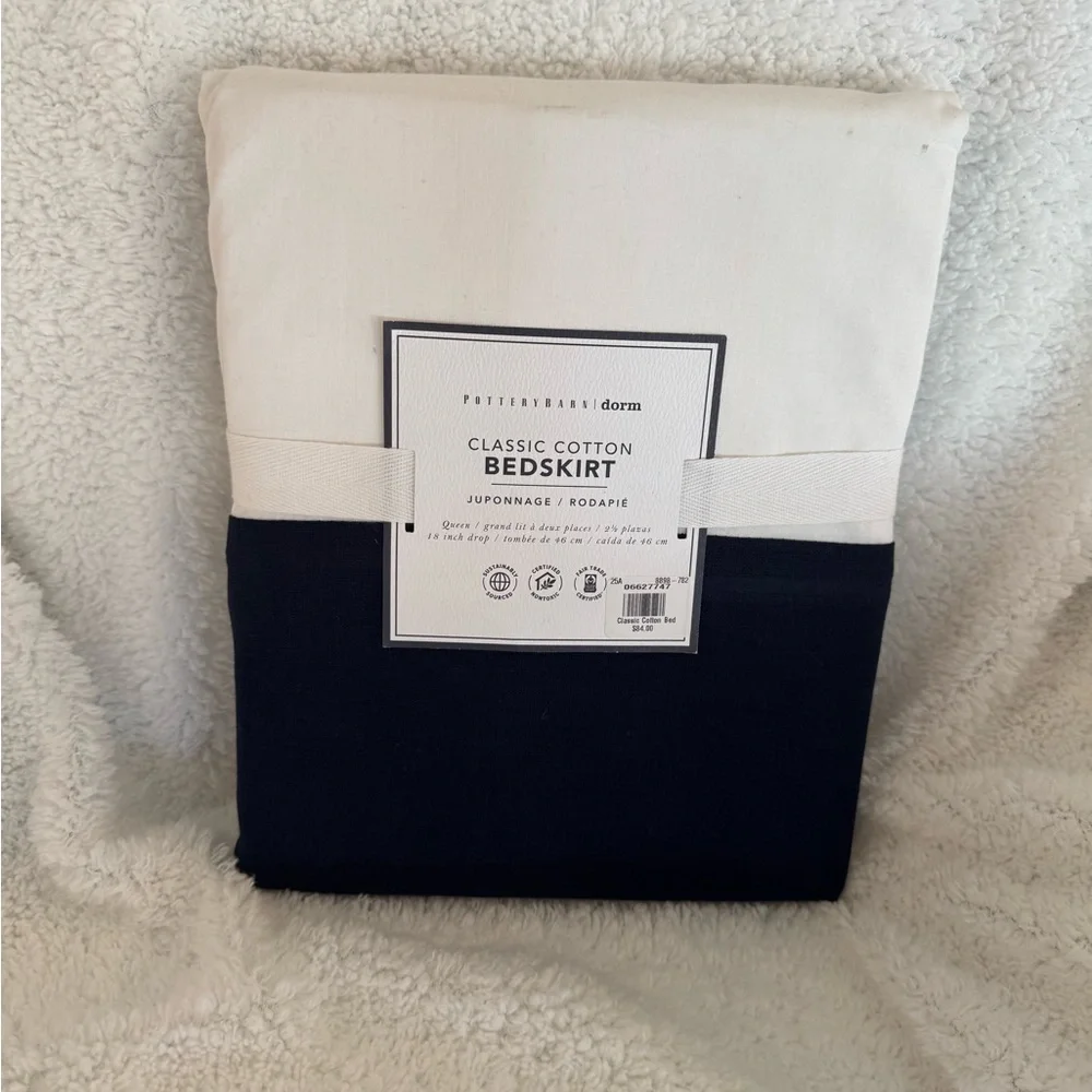 Pottery Barn Dorm Classic Cotton Bed Skirt – Queen – Navy/White – NWT